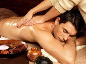 Are there specialized spas for therapeutic and healing treatments